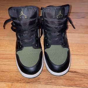 Used Jordan 1 mid size 7Y olive and black.